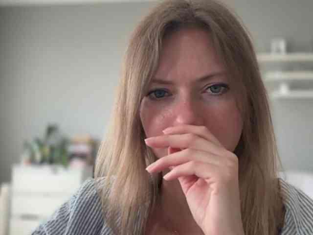 kissMillie webcam