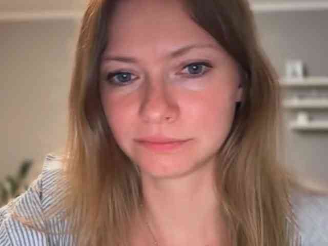 kissMillie webcam