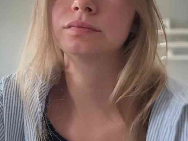 kissMillie kissMillie