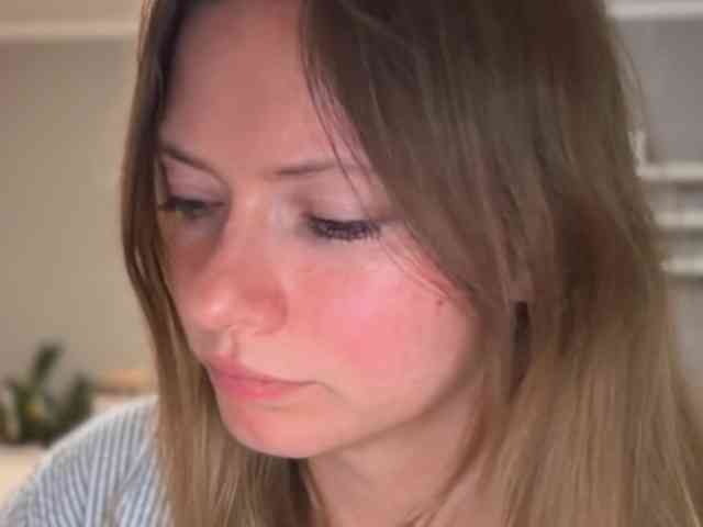 kissMillie webcam
