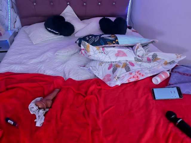 Aitana-star1's BongaCams show and profile