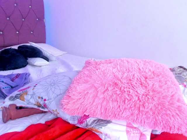 Aitana-star1's BongaCams show and profile