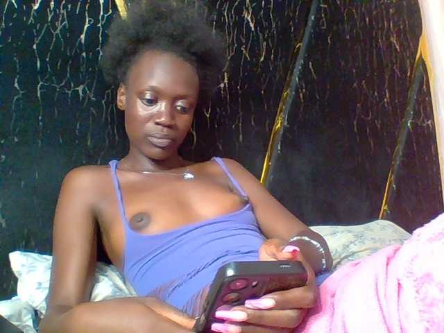 slimebony live cam on BongaCams