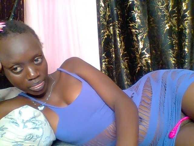 slimebony live cam on BongaCams