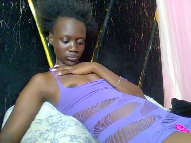 slimebony live cam on BongaCams