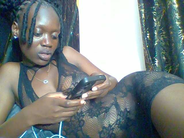 slimebony live cam on BongaCams