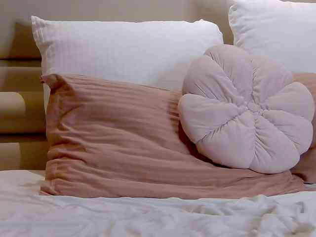 IsoldeBliss webcam