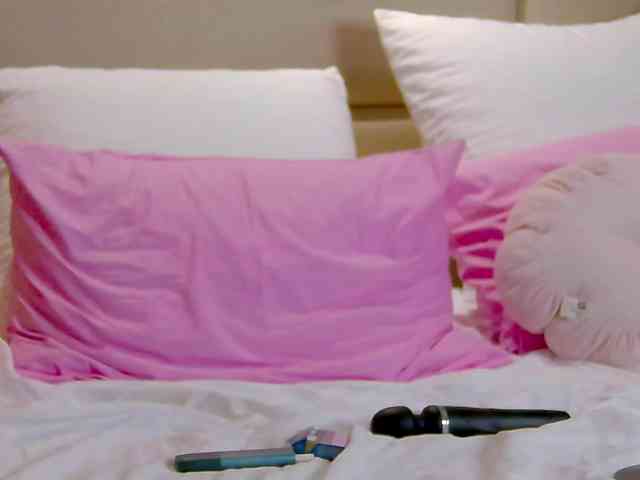 IsoldeBliss webcam