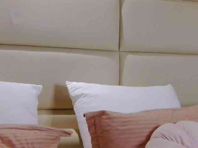 IsoldeBliss webcam