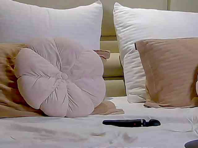 IsoldeBliss webcam