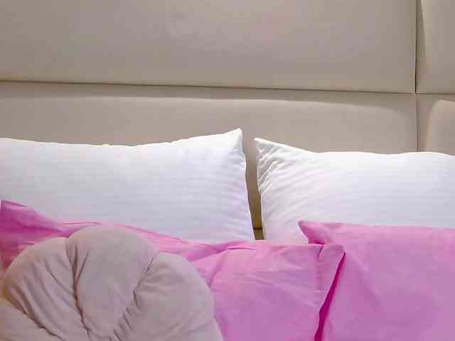 IsoldeBliss webcam