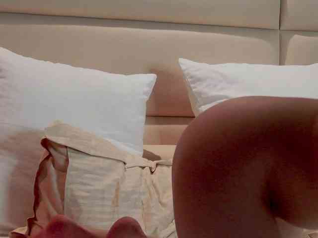 IsoldeBliss webcam