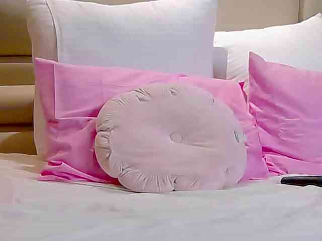 IsoldeBliss webcam
