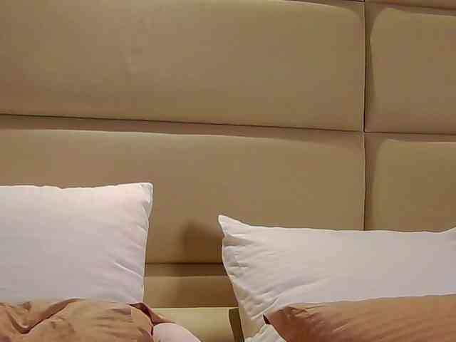 IsoldeBliss webcam