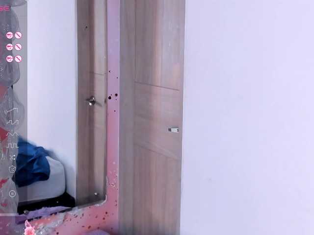Isa-Jonness live cam on BongaCams
