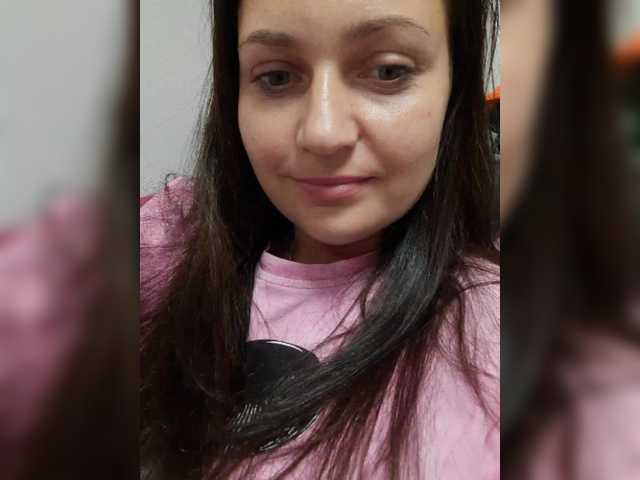 MiLAshKaA live cam on BongaCams