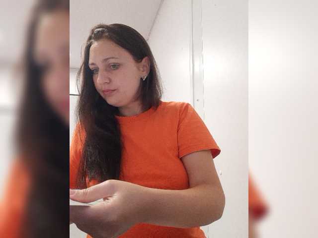 MiLAshKaA live webcam show