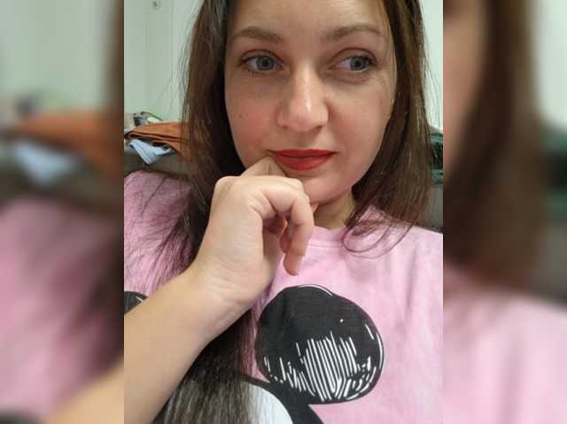MiLAshKaA live cam on BongaCams