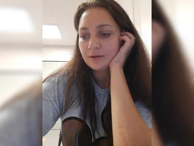 MiLAshKaA live cam on BongaCams