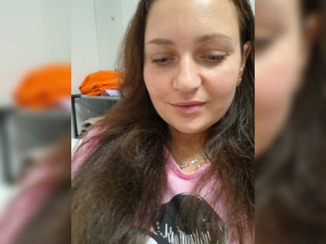 MiLAshKaA live cam on BongaCams