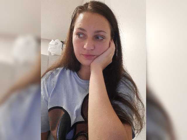 MiLAshKaA live cam on BongaCams