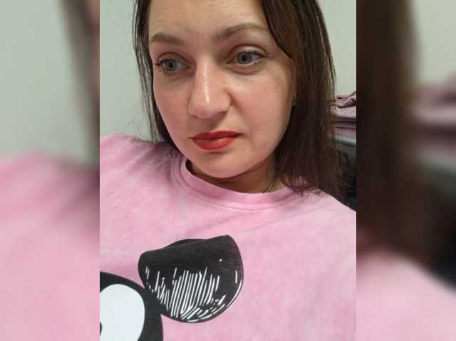 MiLAshKaA live cam preview