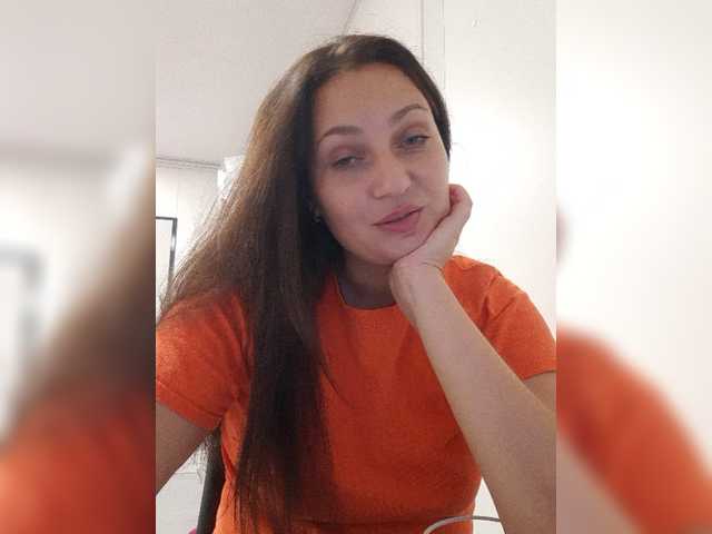 MiLAshKaA live webcam show