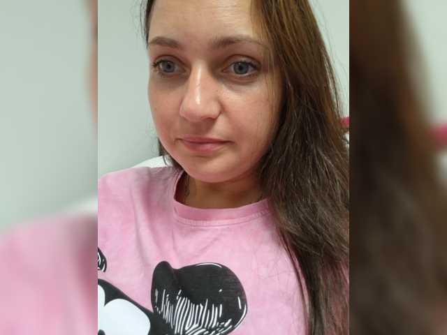 MiLAshKaA live cam on BongaCams