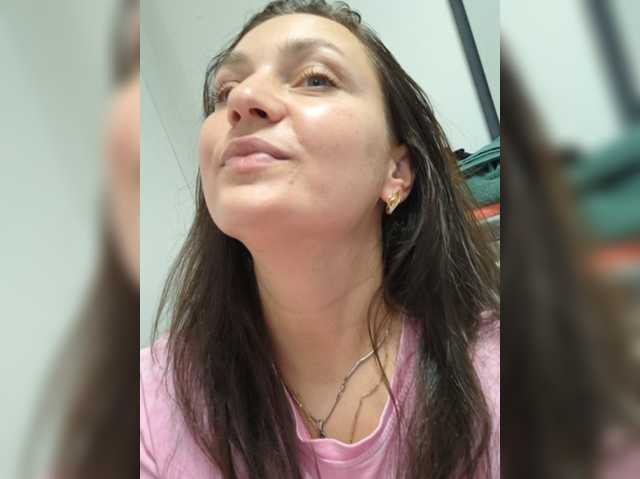 MiLAshKaA live cam on BongaCams