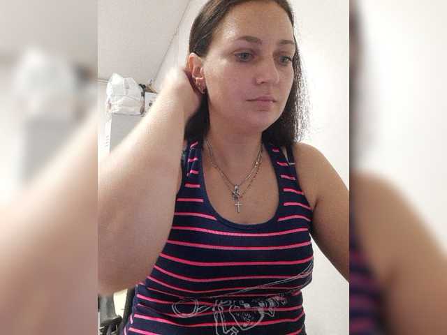 MiLAshKaA live cam on BongaCams