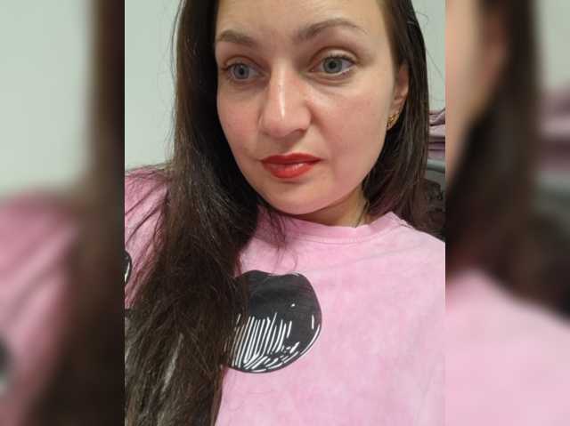 MiLAshKaA live cam preview