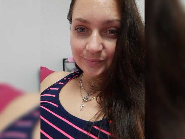 MiLAshKaA live cam on BongaCams