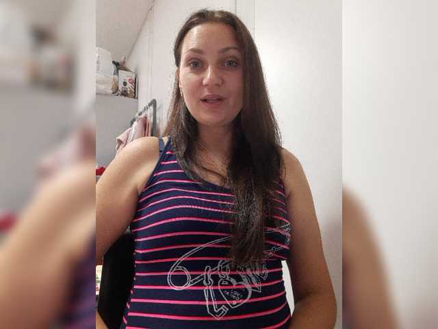 MiLAshKaA live cam on BongaCams