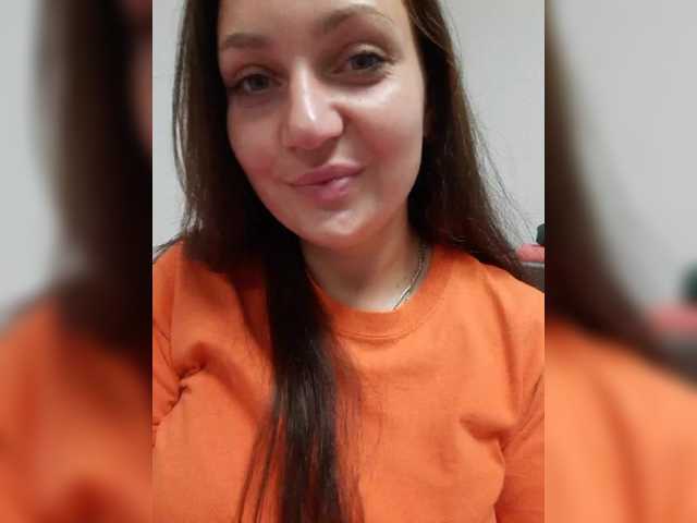 MiLAshKaA live cam on BongaCams