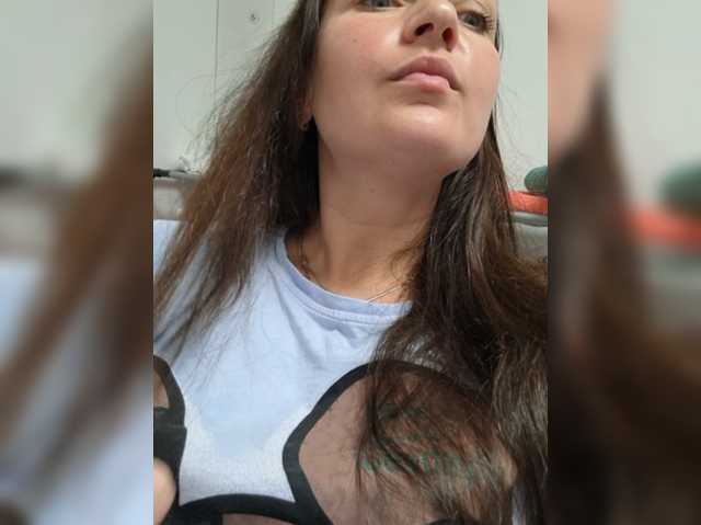 MiLAshKaA live cam preview