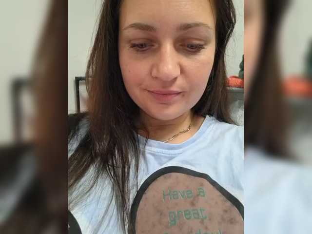MiLAshKaA live cam on BongaCams