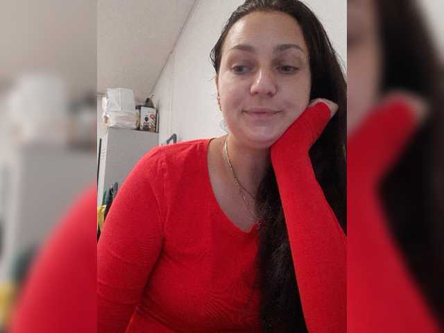 MiLAshKaA live webcam show