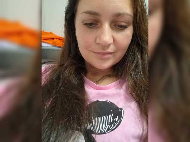 MiLAshKaA live cam on BongaCams