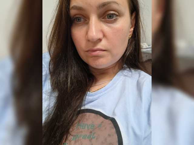 MiLAshKaA live cam on BongaCams