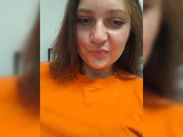 MiLAshKaA live cam on BongaCams