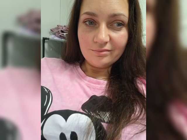 MiLAshKaA live cam on BongaCams