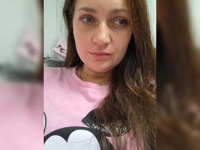MiLAshKaA live cam on BongaCams