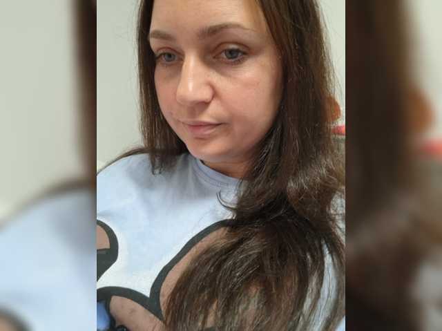 MiLAshKaA live cam preview