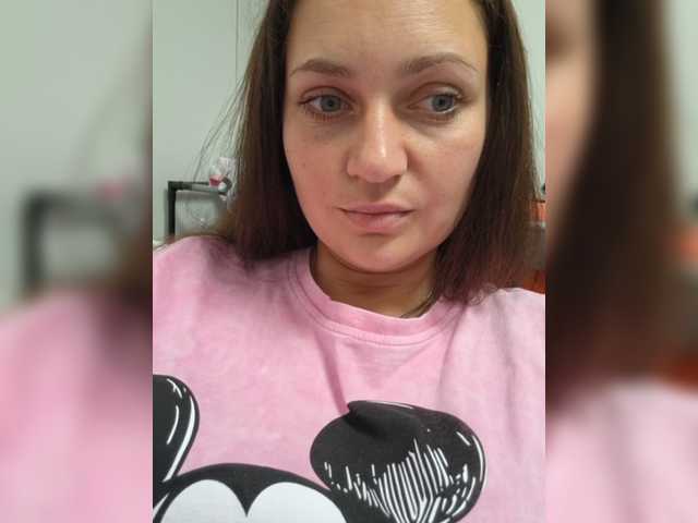 MiLAshKaA live cam on BongaCams