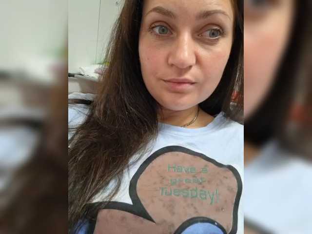 MiLAshKaA live cam preview