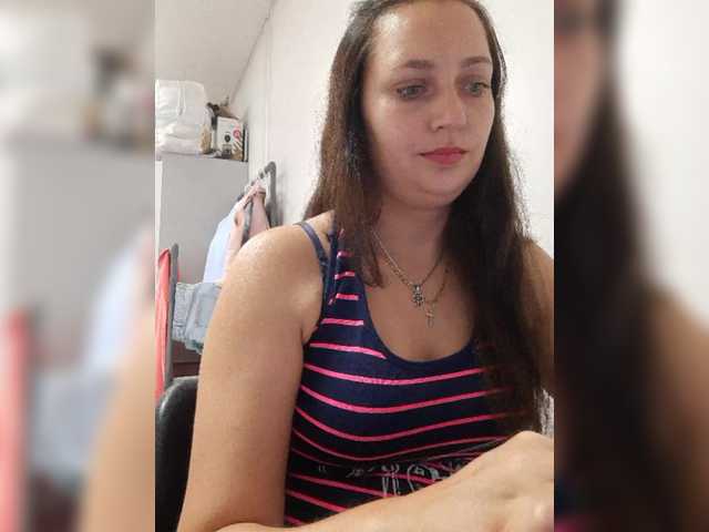 MiLAshKaA live cam on BongaCams