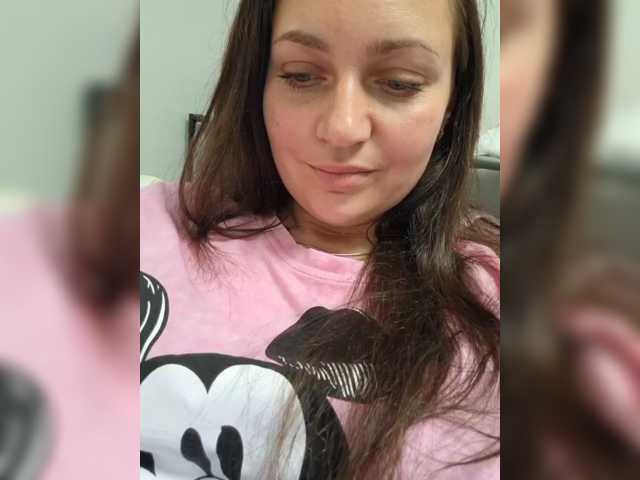 MiLAshKaA live cam on BongaCams