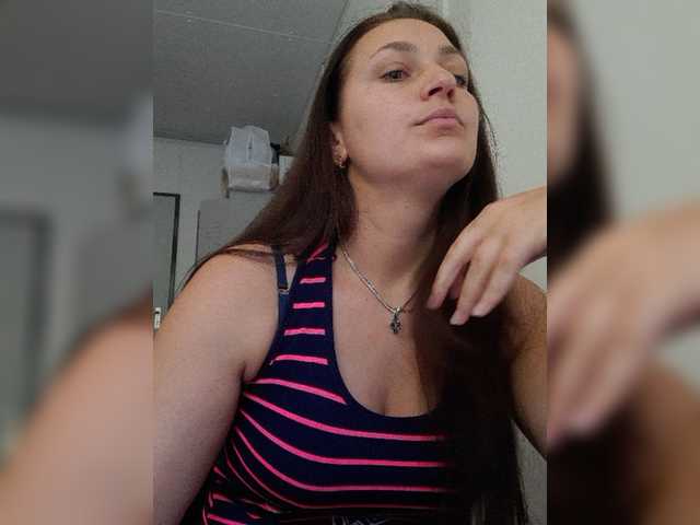 MiLAshKaA live cam on BongaCams