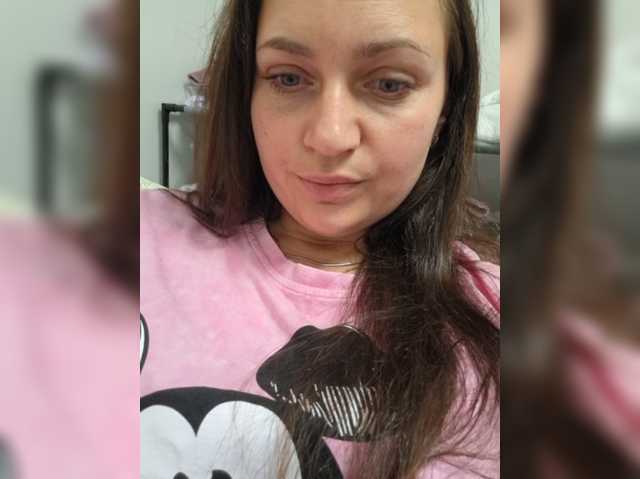 MiLAshKaA live cam on BongaCams