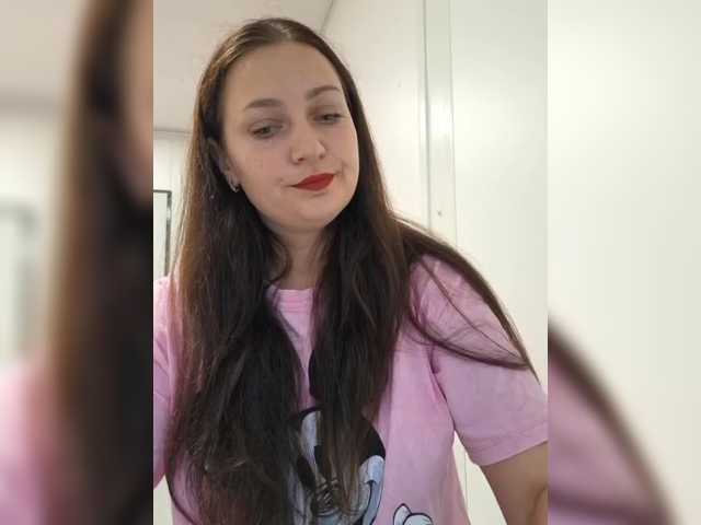 MiLAshKaA live cam preview